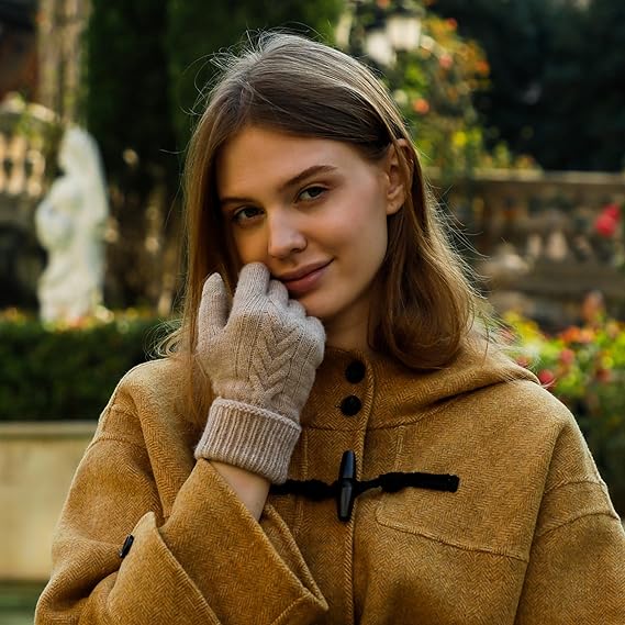 Women Winter Gloves, Touch Screen Texting Gloves, Elastic Soft Warm Knit Lined, One Size